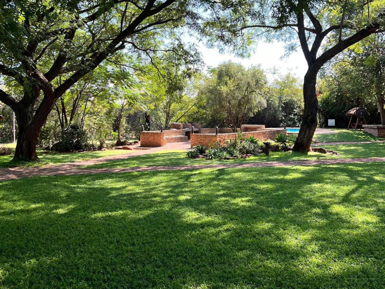 Featherwood Farm & Nyala Lodge Rayton Εξωτερικό φωτογραφία